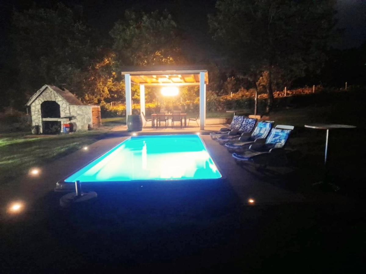Villa Marie With Pool, Two Bedrooms For 4+2Kids Cavoglave Exterior photo